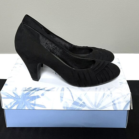 Abella Black Suede Pumps (New with Box) – Size 8.5 - Picture 5 of 7